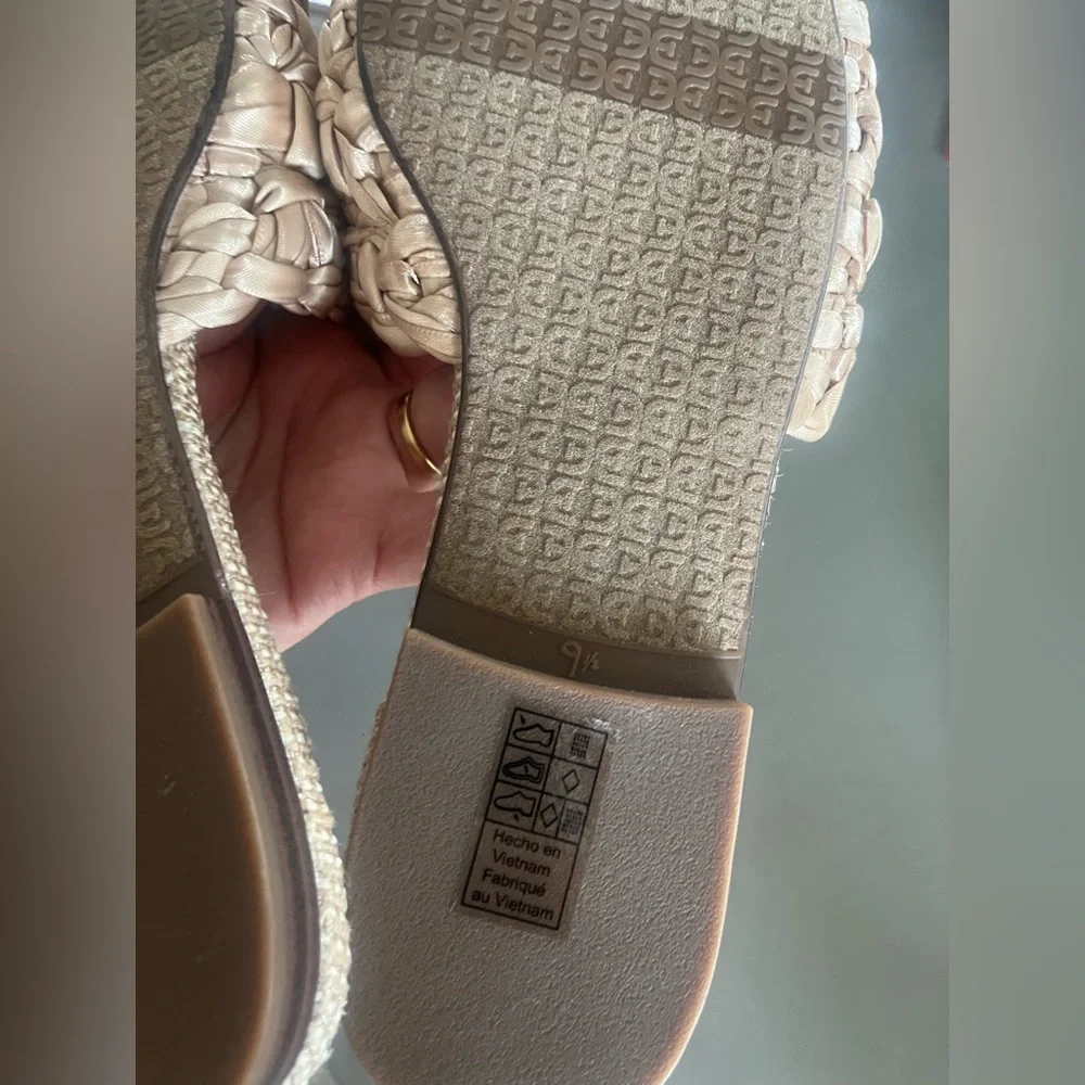 NWOT Sam Edelman Bridget Slide Sandals - Picture 4 of 6